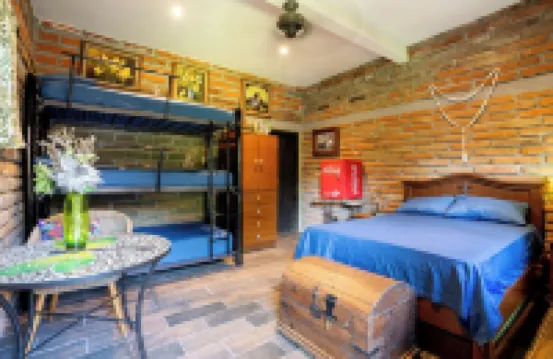 コージーハウス ウィズ プール アンド 3 ベッドルーム