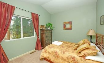 3614 Saddle Road 3 Bedroom Cabin by RedAwning