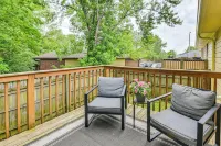 Family Home w/ Ping-pong & Fire Pit in Lexington - homestay