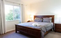Point Lonsdale Holiday Apartments - Strand