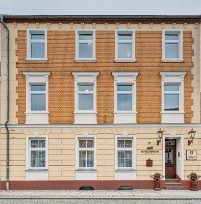 Spree Hotel in der Altstadt فنادق في Lubben
