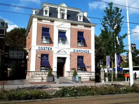 Amsterdam Hostel Uptown