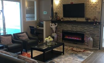 Bay Hill Inns & Suites