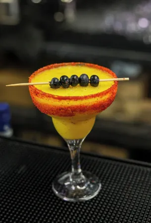 Mandarina's House Hotel Отели рядом с достопримечательностью «ARENA»