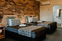 Inverell Terrace Motor Lodge Hotels in Inverell