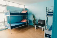 폴리네시안 비치 클럽 호스텔