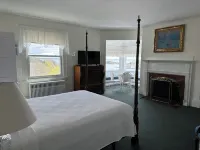 Sands of Time Motor Inn & Harbor House - Motels