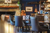 Black Horse Hotel - bar
