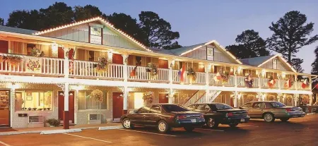 The Trails Inn Отели в г. Carroll County