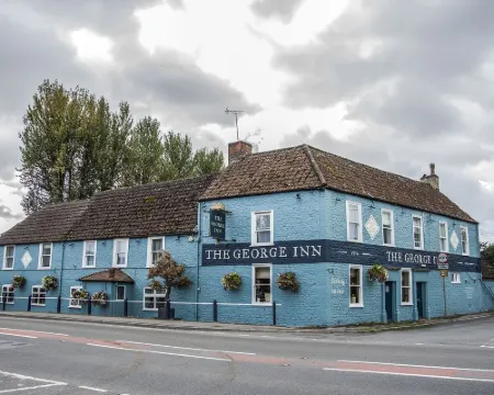 The George Inn Hotele w: Warminster