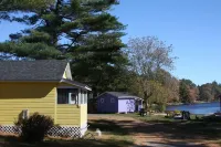The Cottages at Harvey Lake Hotels in Epsom