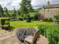 High Hall Hotels in Grassington