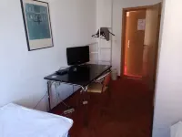 Hotel Pension Zur Tanne Hôtels à : Meerane