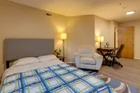 Oregon Jade Lodging- Spacious 2 Bedrooms, Ev Charger, Quite by Stream Hotels in 