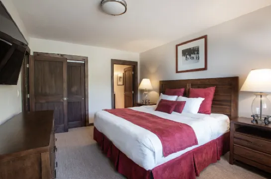 飛翔山旅館，公寓 | 3卧室滑雪坡景觀（高級評級公寓2407）