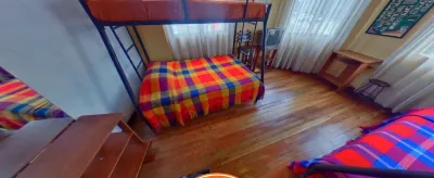 La Gran Via Hostal Hotel a 