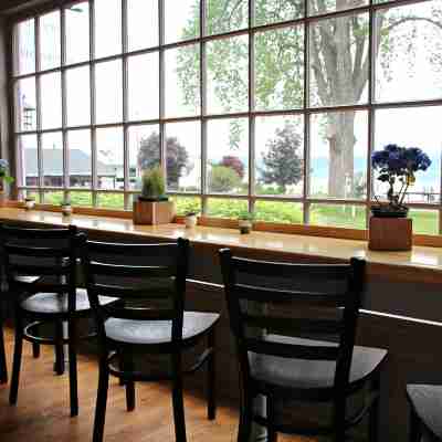 Plum Point Lodge Dining/Meeting Rooms