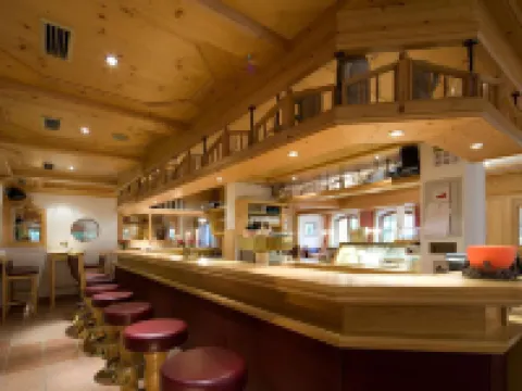 Hotel Alpenpanorama Hotels in Soll