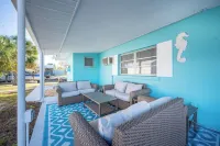 Ryan’s Boat House W/Pontoon boat Gulf Access