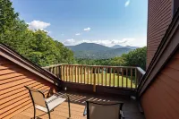 Nordic Village Condominium Resort - Mountain view