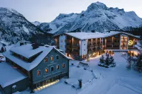 Hotel Goldener Berg Các khách sạn ở Klosterle