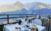 Schenna Garni Eden Bed & Breakfast - servizio colazione