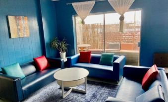 Vibe Hotel West Hollywood