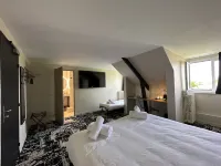 Logis Hôtel & Restaurant le Vert Bocage Hotels in Radepont