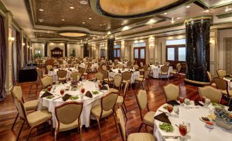 Carnegie Hotel & Spa
