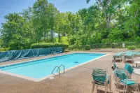 Mtn & Lake Views: Serene Wintergreen Resort Escape - 3 tähden