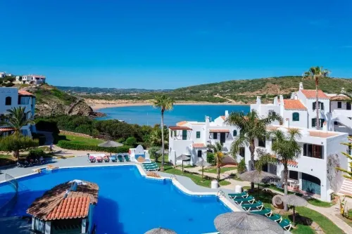 Fergus Club Carema Splash Hotels in Fornells