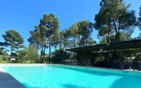 Les Sables d'Ocre & Spa Hotels in Goult
