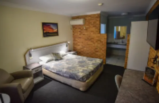 The Crossing Motel
