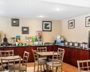 Quality Inn & Suites Davenport Near I-80 Hotels in Davenport