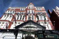 Scarisbrick Hotel Các khách sạn gần St James C Of E Church