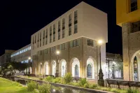 Six Hotel Guadalajara Degollado Hotels near Coppel