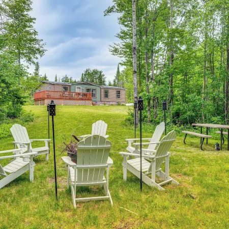 Peaceful Pittsburg Home: 4 Mi to Lake Francis!