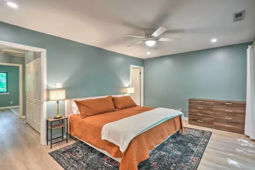 Stylish Durham Townhome < 5 Mi to Downtown!