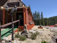 Alexander Lake Lodge Hotels in Cedaredge