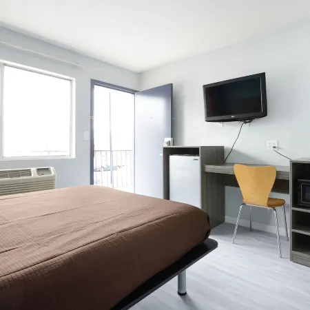 Rest Inn Отели рядом с достопримечательностью «Университет Фолкнер»