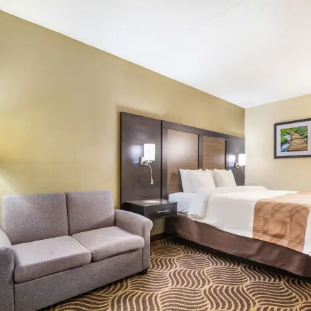Quality Inn & Suites Florence - Cincinnati South