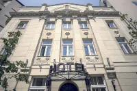 Public House Hotel Hotels in Stari Grad