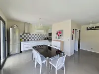Porto Vecchio: Beautiful Villa with Private Pool Near Sandy Beach - maisons de vacances
