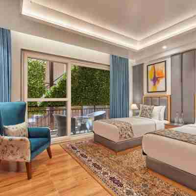 WelcomHeritage Natraj, Mcleod Ganj Rooms