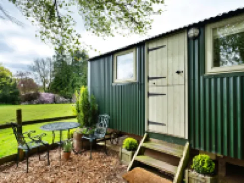 Hay and Hedgerow Glamping Hotels in Bridgnorth