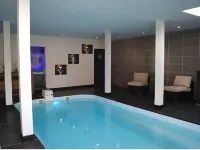 A l'Origine - Pool