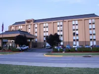 Hampton Inn Charleston-Downtown (Civic Center) Hotels near Congregation B'nai Jacob