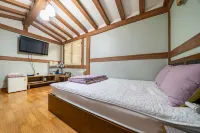 Chuncheon White Star Motel