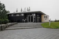 The Hill Guesthouse Hotels in Fludir