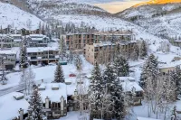 Vail Vista Mountain Retreat w/ Balcony & Views, Near Vail Ski Village